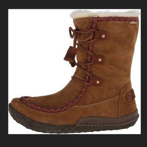 NWT Cushe Clare suede waterproof boots
